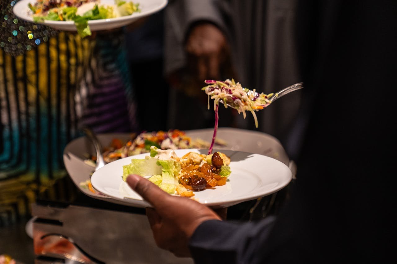 hero-img-01 Scooping Food at event